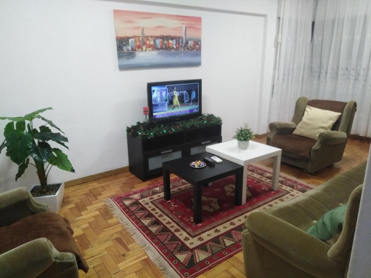 מירנדלה Apartamento Do Silva מראה חיצוני תמונה